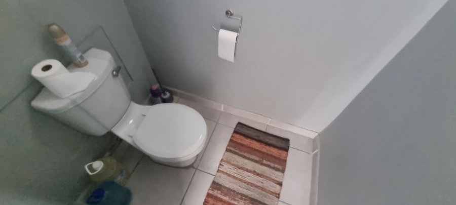 4 Bedroom Property for Sale in Beaconsfield Northern Cape